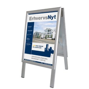 Alu-Line A3 Gadeskilt, vertikal, med klaprammer