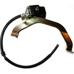 Benzinpumpe med beslag