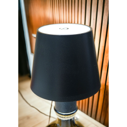 Flaskelampe dmpbar genopladelig LED - velegnet til mange forml.