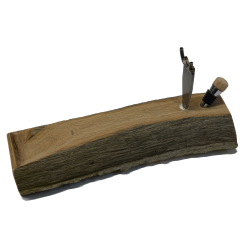 Flaskeholder med flaske prop - i 300 r gammelt Egetr